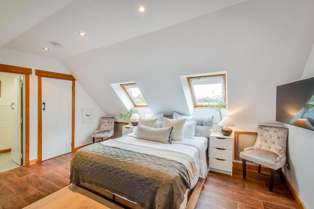 Ferienwohnung The Lookout At Cloatley Meadow Hankerton Exterior foto